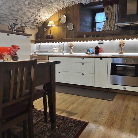 Le Petit Chateau De Vetan Cir 0023 サン・ピエール エクステリア 写真