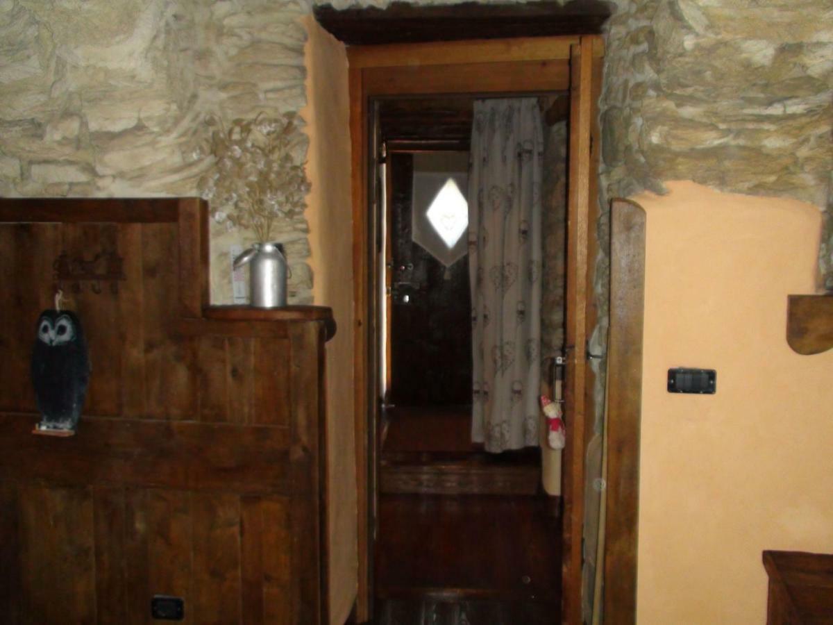 Le Petit Chateau De Vetan Cir 0023 サン・ピエール エクステリア 写真